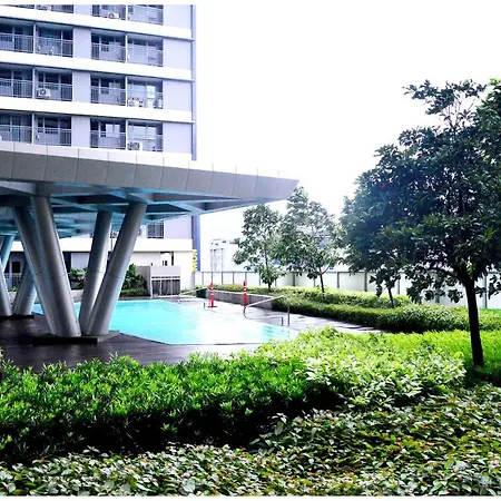 Iona Reign'S Vacation Unit At Fame Residences