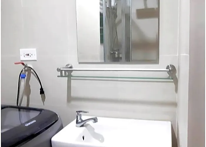 Iona Reign's Vacation Unit At Fame Residences