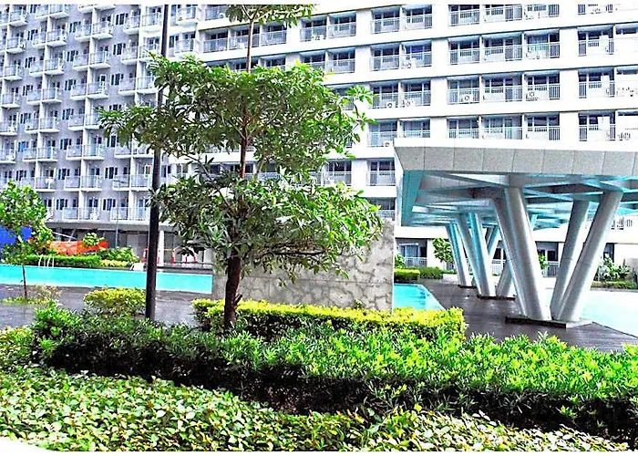 Iona Reign's Vacation Unit At Fame Residences