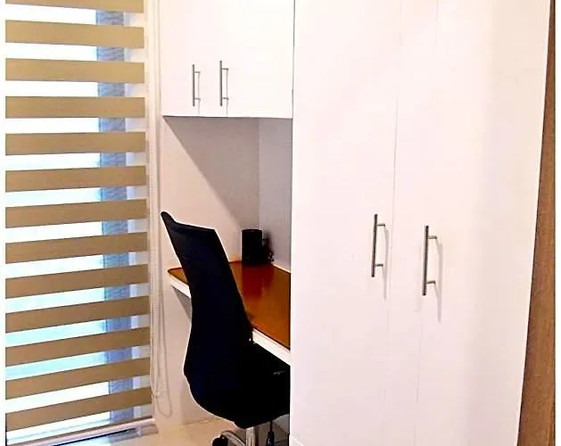 Iona Reign's Vacation Unit At Fame Residences 4*